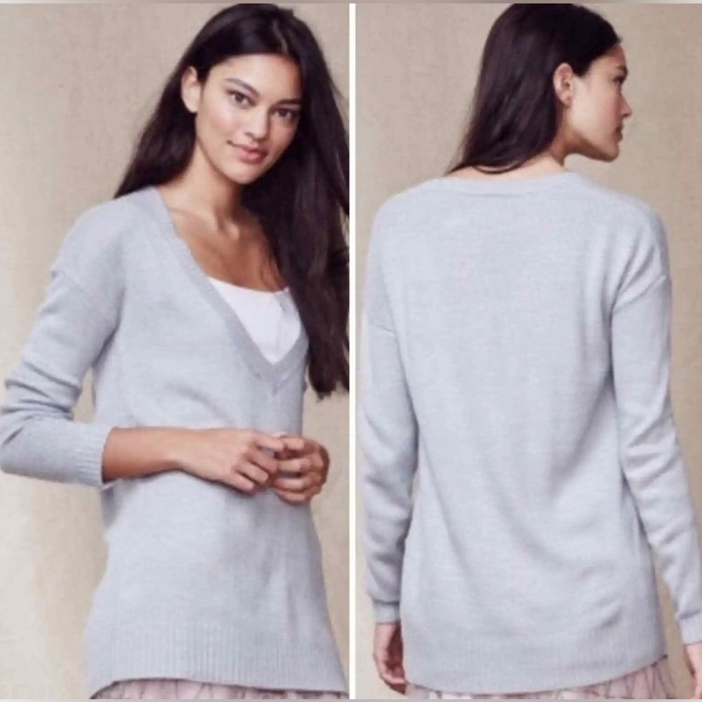Tokyo Darling V Neck Tunic Length Sweater